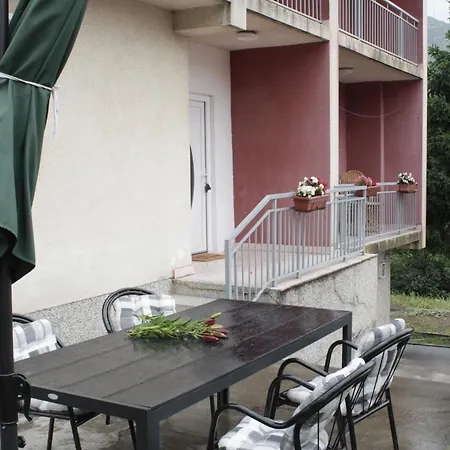 Zora Apartment